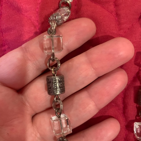 Beautiful Necklace - Picture 4 of 4